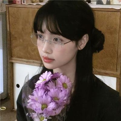 何百芮的地狱毒白